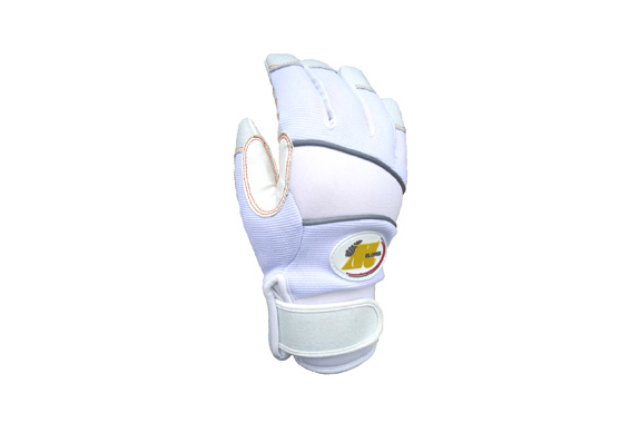 Mie Chemical Waterproof And Cold Weather Gloves White For Light Work